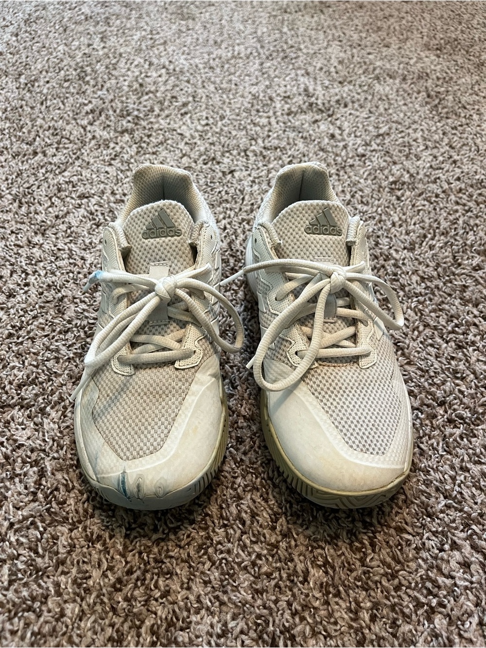 White Adidas Game Court Tennis Shoes women's size 6
